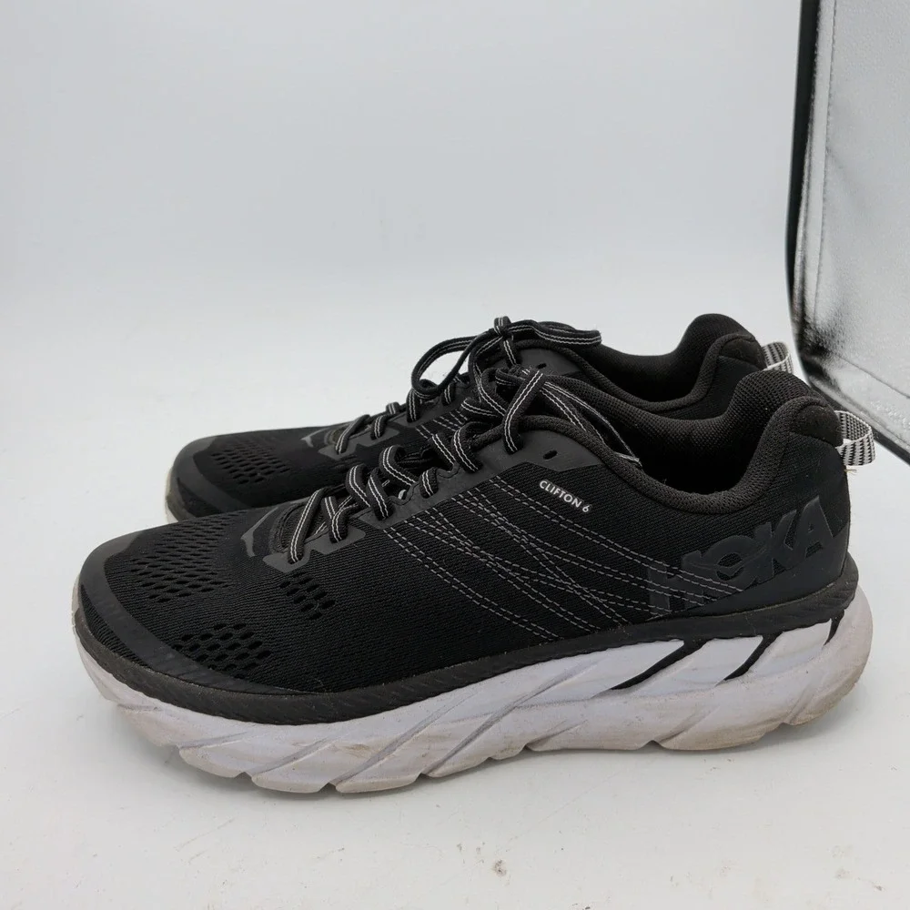 Hoka One One Clifton 6 Black White Running Shoes Womens 10 1102873-BWHT